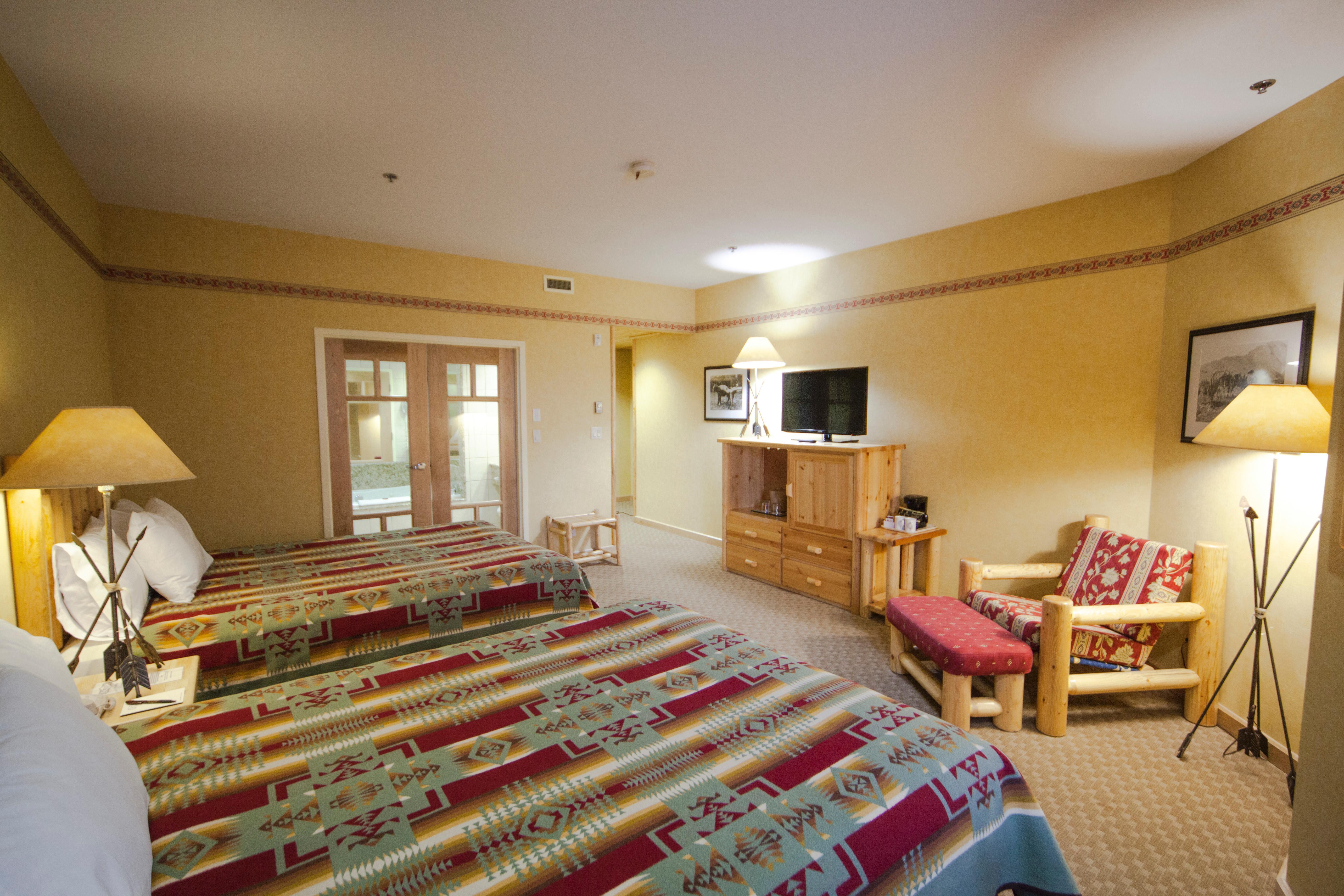 บริวส์เตอร์ เมาน์เท็น ลอดจ์ Hotel แบมฟ์ ภายนอก รูปภาพ